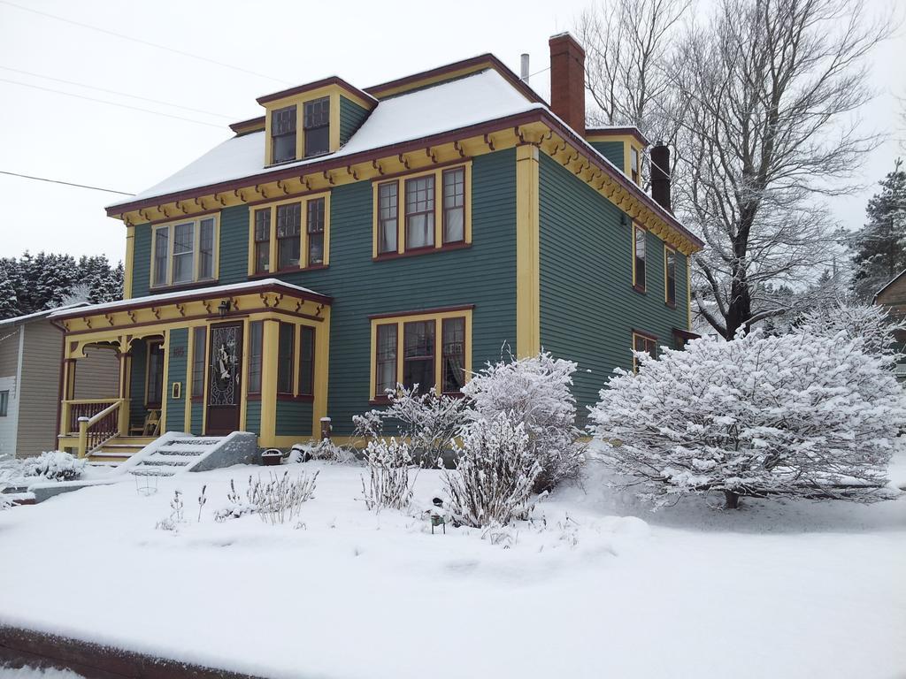 The Spaniards Room Heritage Home Spaniards Bay Экстерьер фото